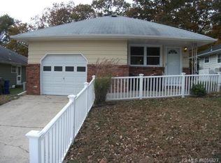 1633 Mount Everest Ln, Toms River, NJ 08753