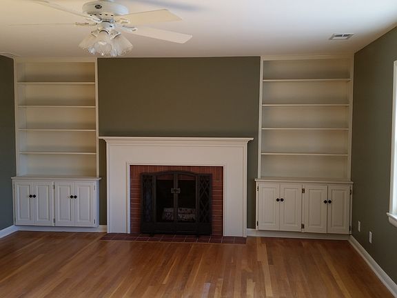 Living Room W/Built-ins,Fire