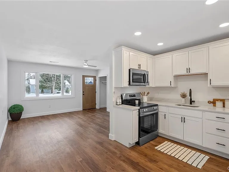 7891 Areopagitica Ave — Photo 8