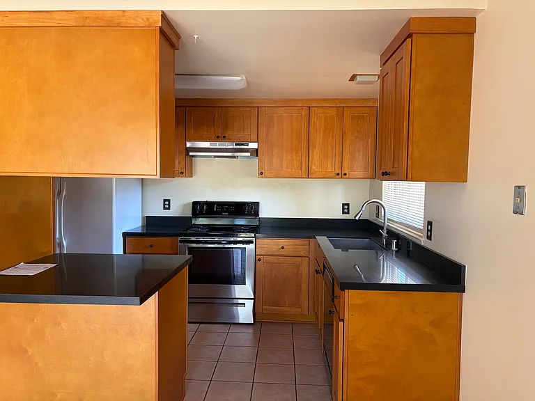 166 Oak Island Dr — Photo 7