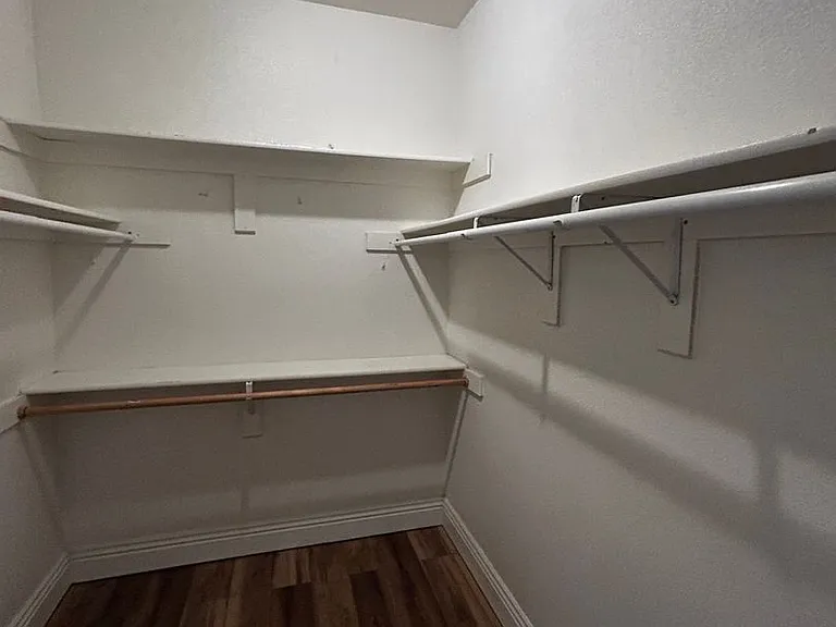 2643 N Westminster Dr — Photo 20