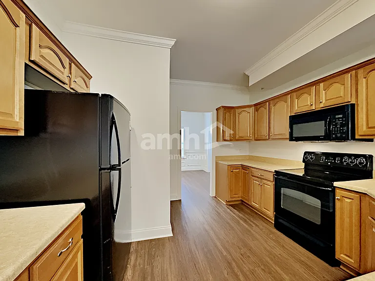 5125 Macarthur Ave — Photo 10