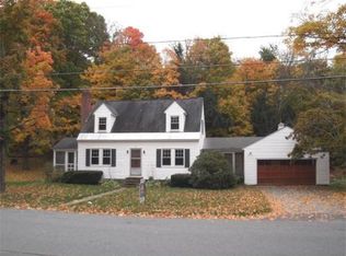 21 West St, Groton, MA 01450