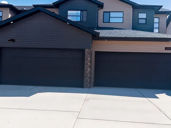 7729 174a Ave NW Unit 1, Edmonton, AB T5Z 0W5