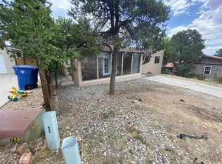 940 Alamo Rd, Los Alamos, NM 87544