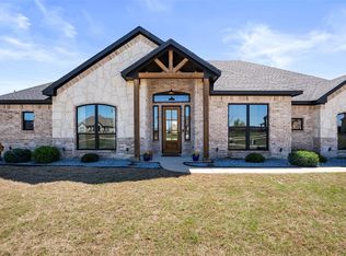 251 Westward Ct, Waxahachie, TX 75167