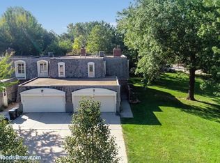 7411 Oldpost Rd #6, Lincoln, NE 68506