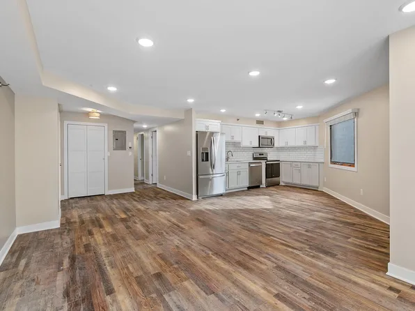 121 Washington Ave S APT 502, Minneapolis, MN 55401