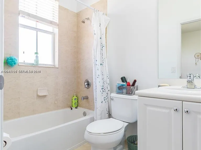 3065 SE 1st Dr #1 — Photo 28