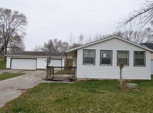 4503 E Oakcrest Dr, Monticello, IN 47960