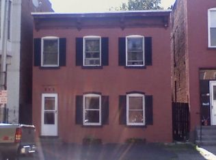 372 4th St, Troy, NY 12180