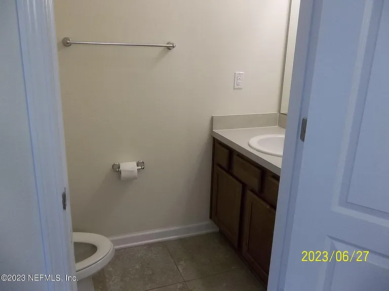 618 Servia Dr — Photo 8