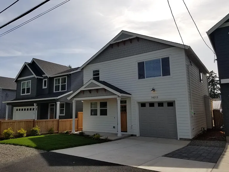 14313 SE Bunnell St — Photo 1