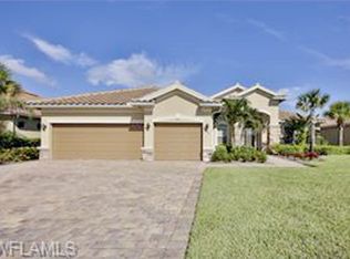 9024 Graphite Cir, Naples, FL 34120