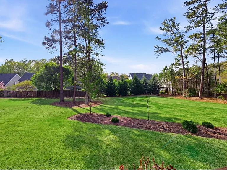 677 Long Melford Dr — Photo 2
