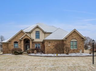 36980 Elizabeth Ln, New Boston, MI 48164