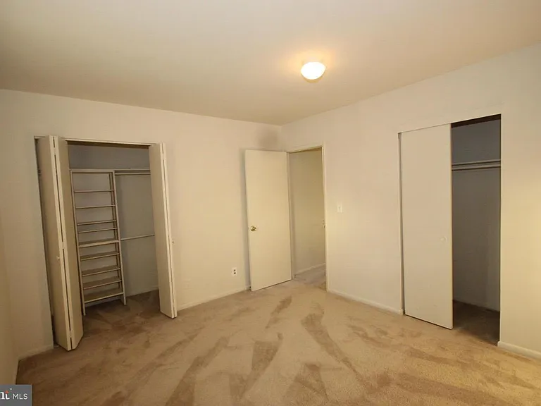 2832 S Wakefield St #C — Photo 18