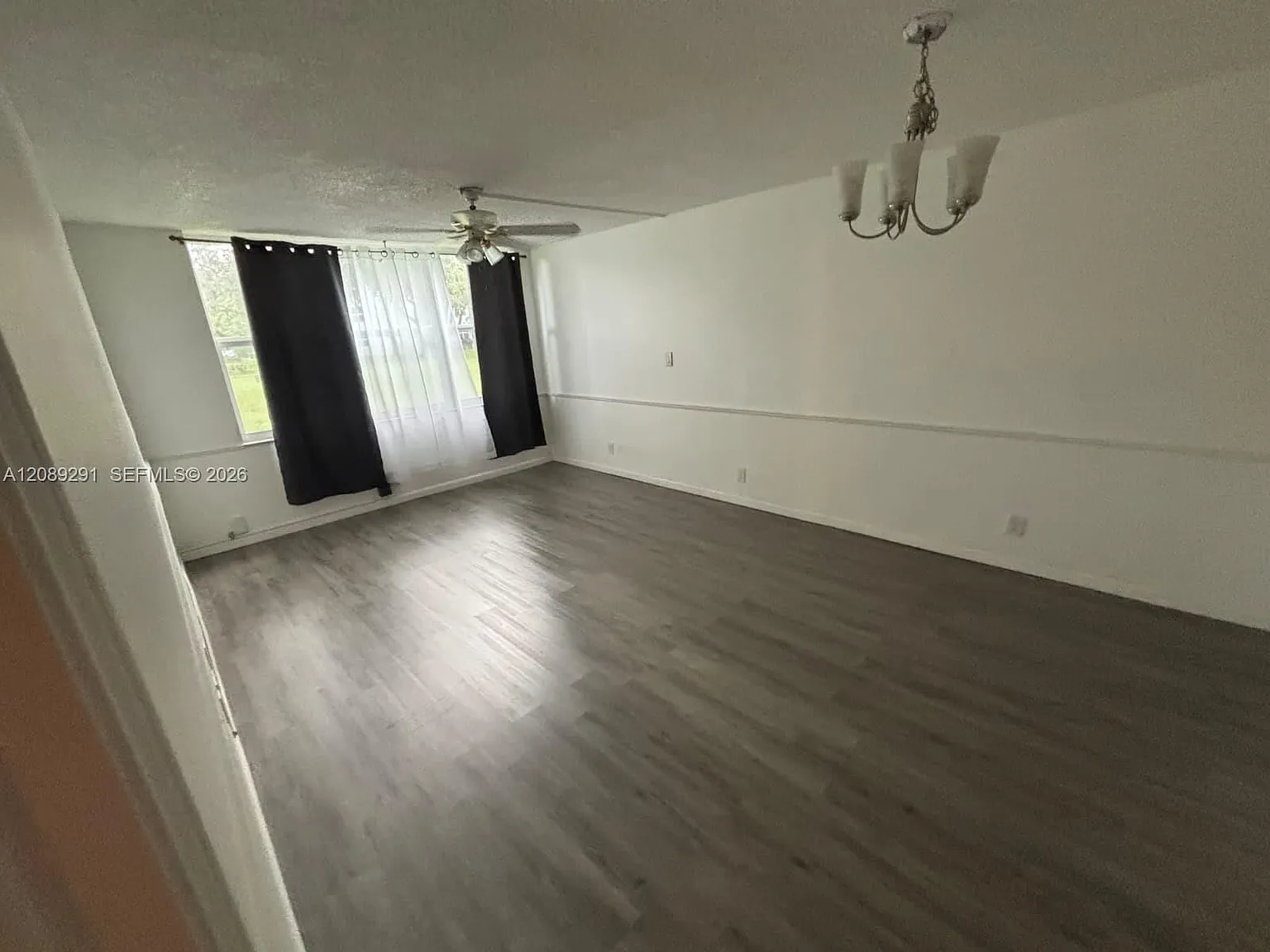 9471 Evergreen Pl — Photo 2