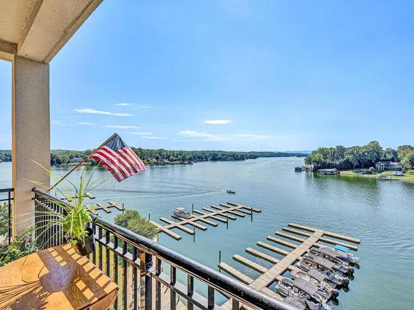 100 Bridgewater Pointe Pl Unit 505, Moneta, VA 24121