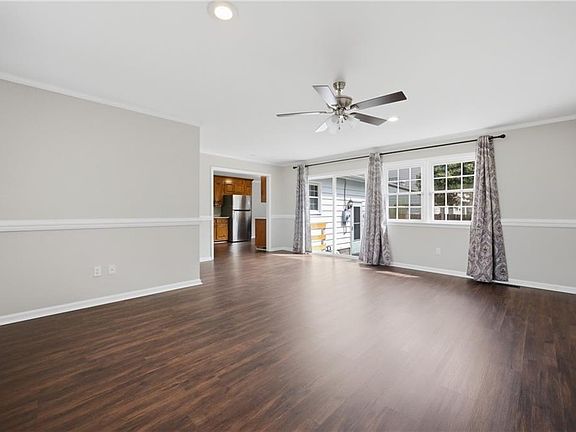 2nd image of 62 Hall Rd