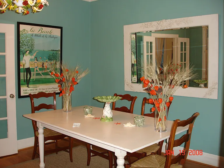 dining room (color now neutral)