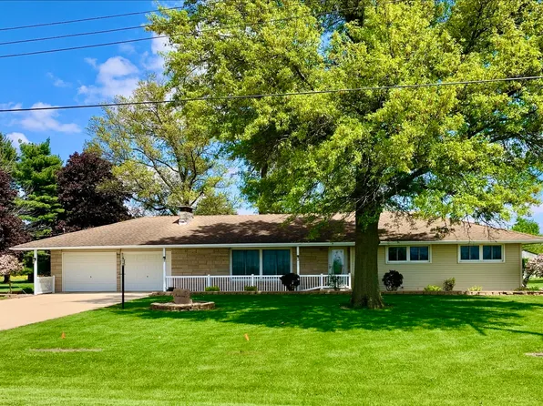 601 S Poplar St, Onarga, IL 60955