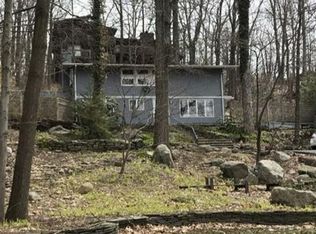 43 Valerie Ct, Tuxedo Park, NY 10987