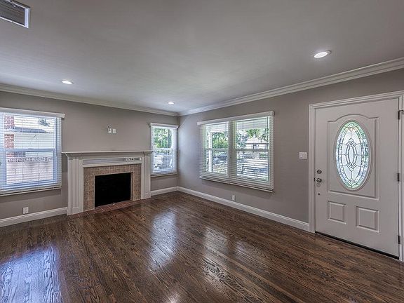 Living room with front entry on RT