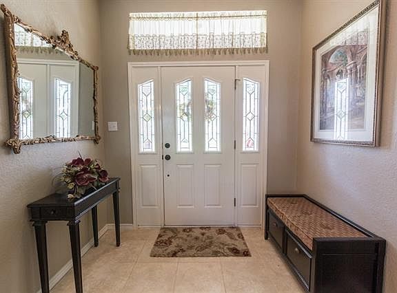 4th image of 1010 Granview Dr