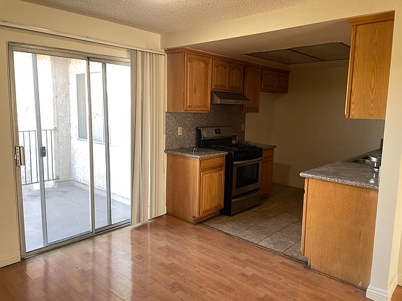 5th image of 220 N Lincoln Ave #F