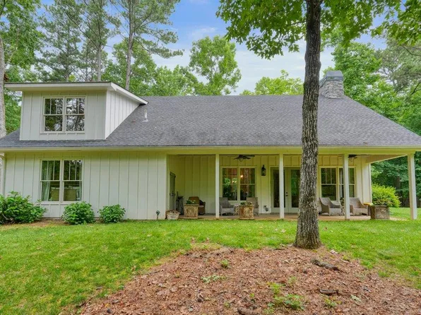 331 Blackberry Trl, Ball Ground, GA 30107