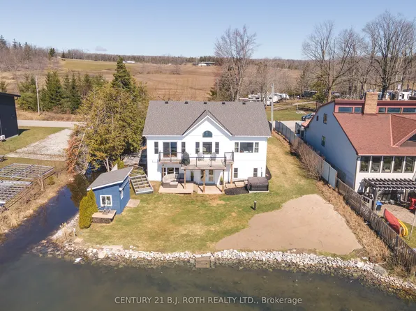 1931 Woods Bay Rd, Severn, ON L3V 0V7