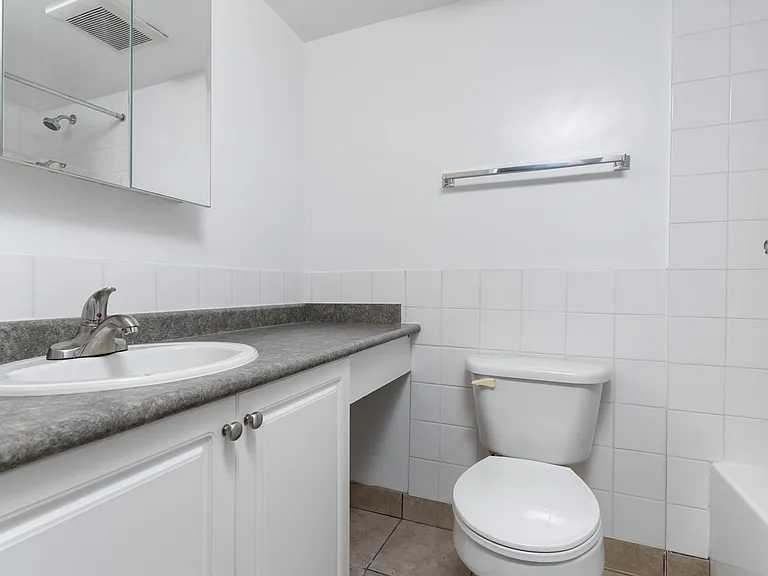 1228 Nicola St #707 — Photo 5