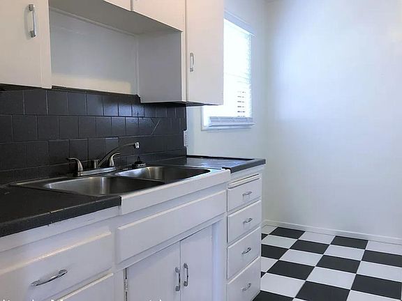 Kitchen #1