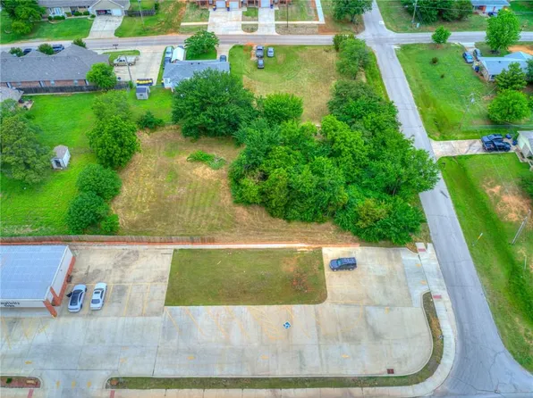 2465 Maupin St, Choctaw, OK 73020