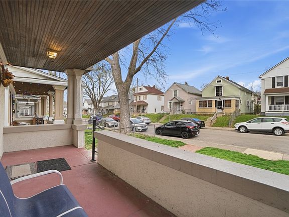 4th image of 167 Indiana Ave