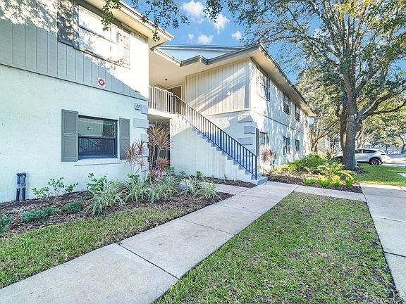 2nd image of 30 Talavera Ct #30