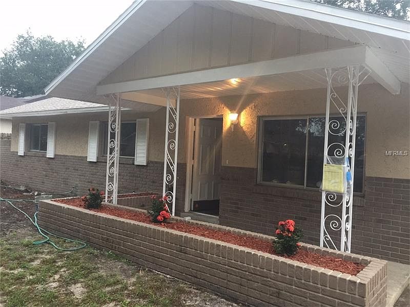 1st image of 4695 Carmel St