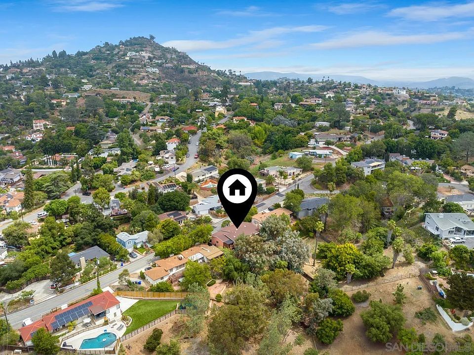 1st image of 9341 Carmichael Dr