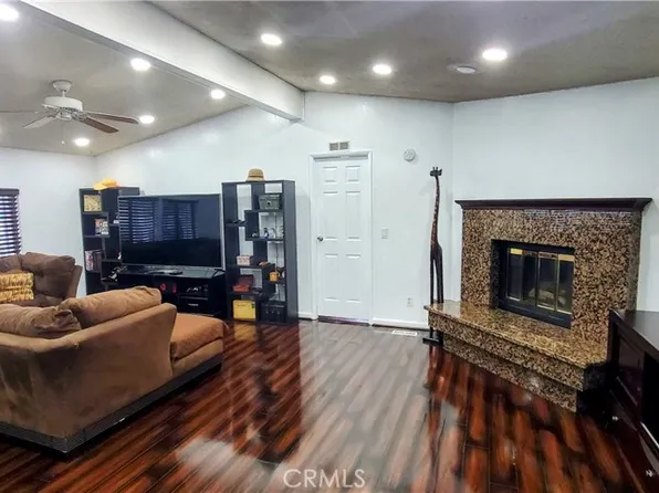 19009 Laurel Park Rd #86, Compton, CA 90220