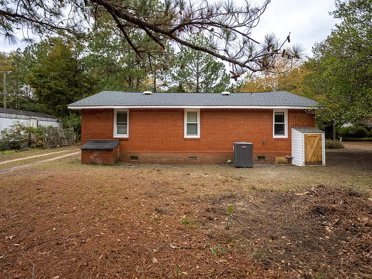 435 McCleary Ln — Photo 6