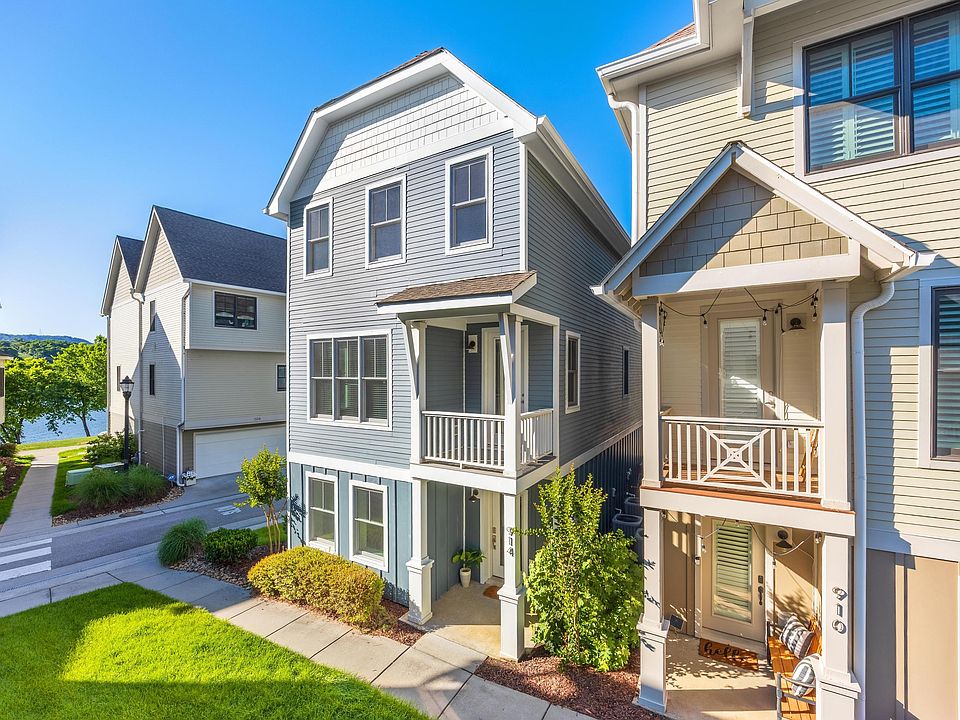1st image of 914 Spinnaker Way