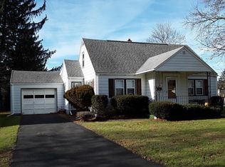 12 Maple St, Walton, NY 13856