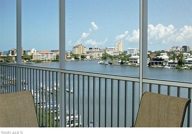 1st image of 410 Flagship Dr APT 706