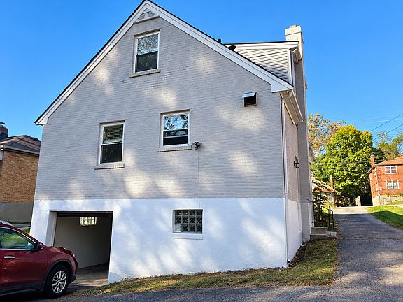 2nd image of 3327 Werk Rd