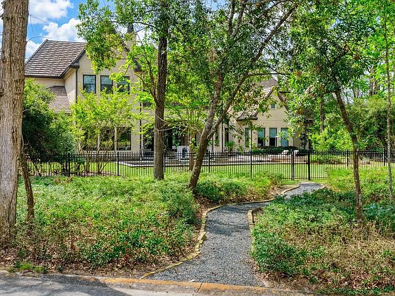 3rd image of 87 Mediterra Way