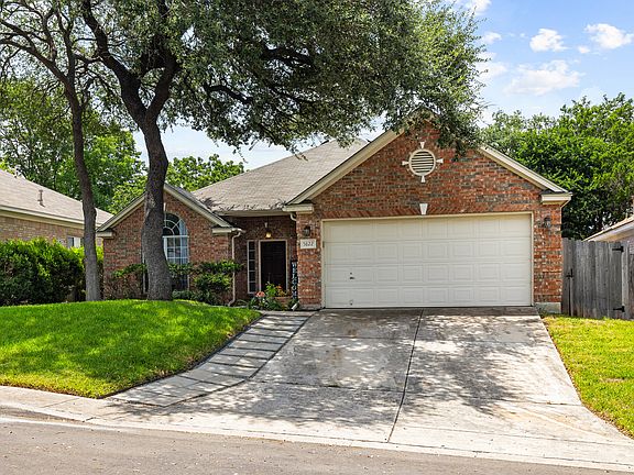 Lovely 4BR/2BA home with 2-car attached car in a very nice neighborhood