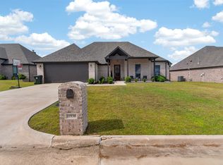 11930 Gillian Ct, Tyler, TX 75703