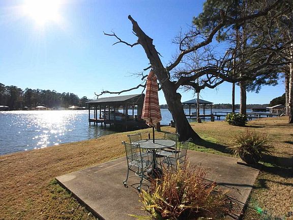 5th image of 15845 Cedar Bay Dr