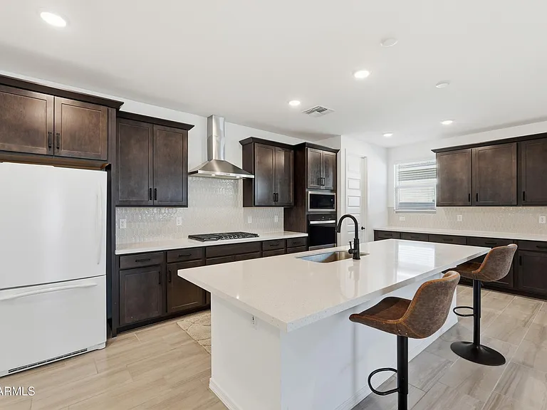 4650 W Gilbert Ct — Photo 8